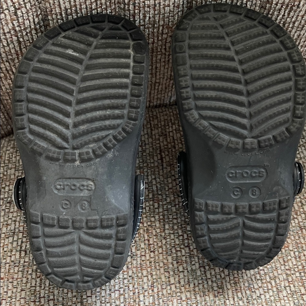 Kids Crocs “Nightmare Before Christmas “ - Picture 4 of 7
